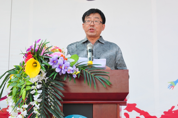 我院隆重举行2016级新生开学典礼