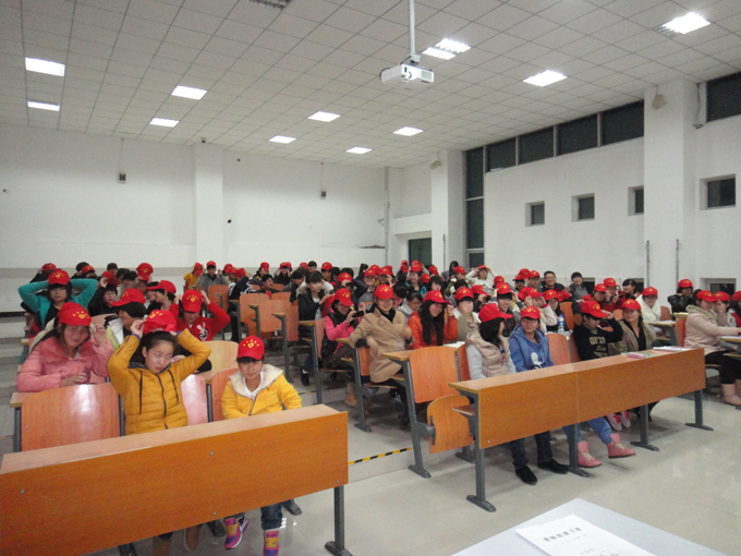 院团委组织开展青年志愿者招募活动