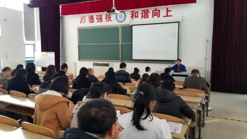 我院党委领导班子成员围绕“不忘初心、牢记使命”主题为基层党员讲专题党课
