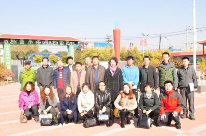 我院党委组织党支部书记到昌图十里村学习马春利先进事迹