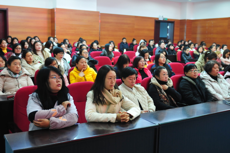 我院开展学习中国妇女十二大精神宣讲活动