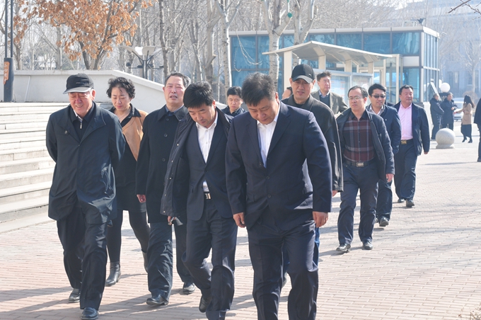 市政协智库专家到我院考察调研